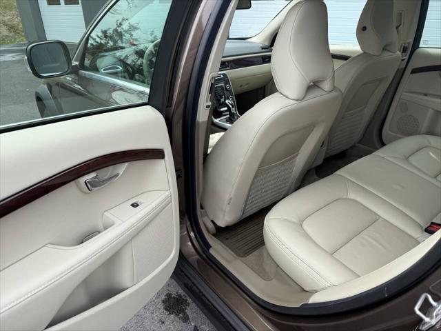 used 2015 Volvo XC70 car, priced at $14,999