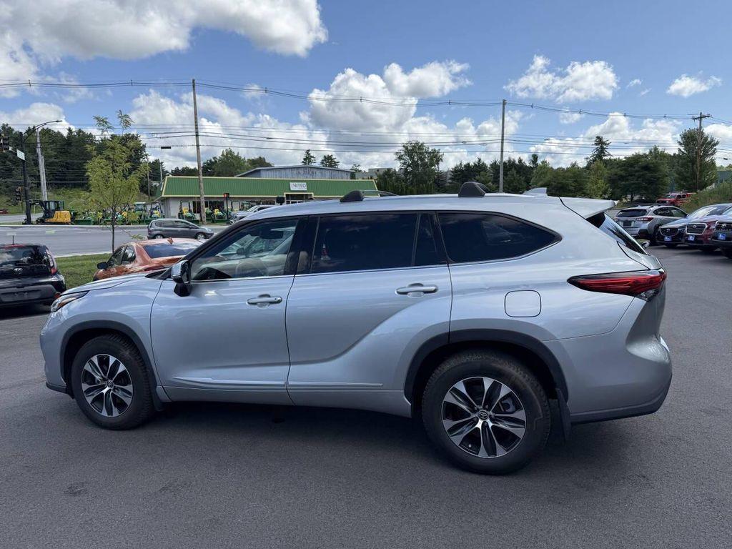 used 2020 Toyota Highlander car, priced at $33,999