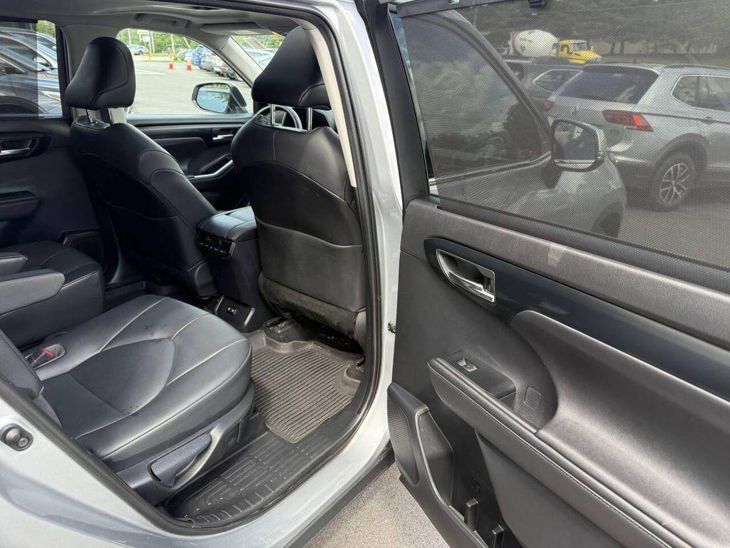 used 2020 Toyota Highlander car, priced at $33,999