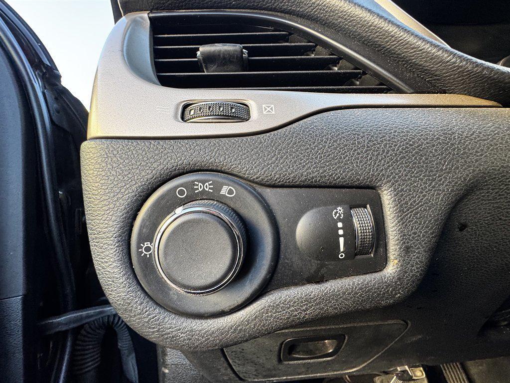 used 2016 Jeep Cherokee car, priced at $7,490