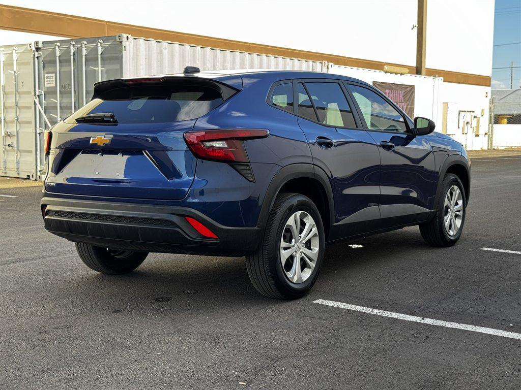 used 2024 Chevrolet Trax car, priced at $14,990