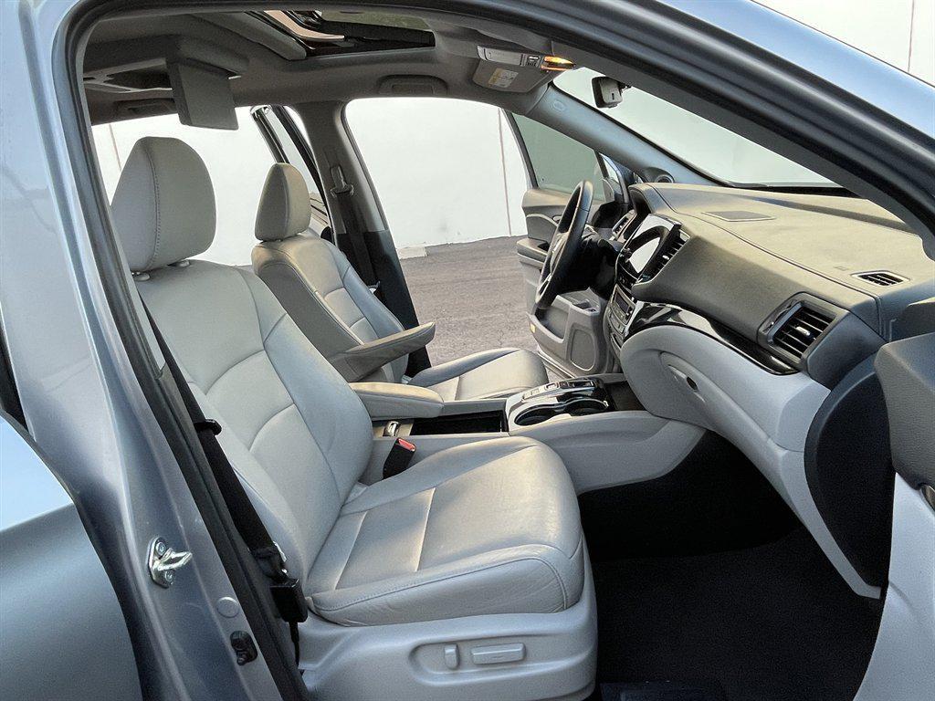 used 2021 Honda Pilot car, priced at $22,490