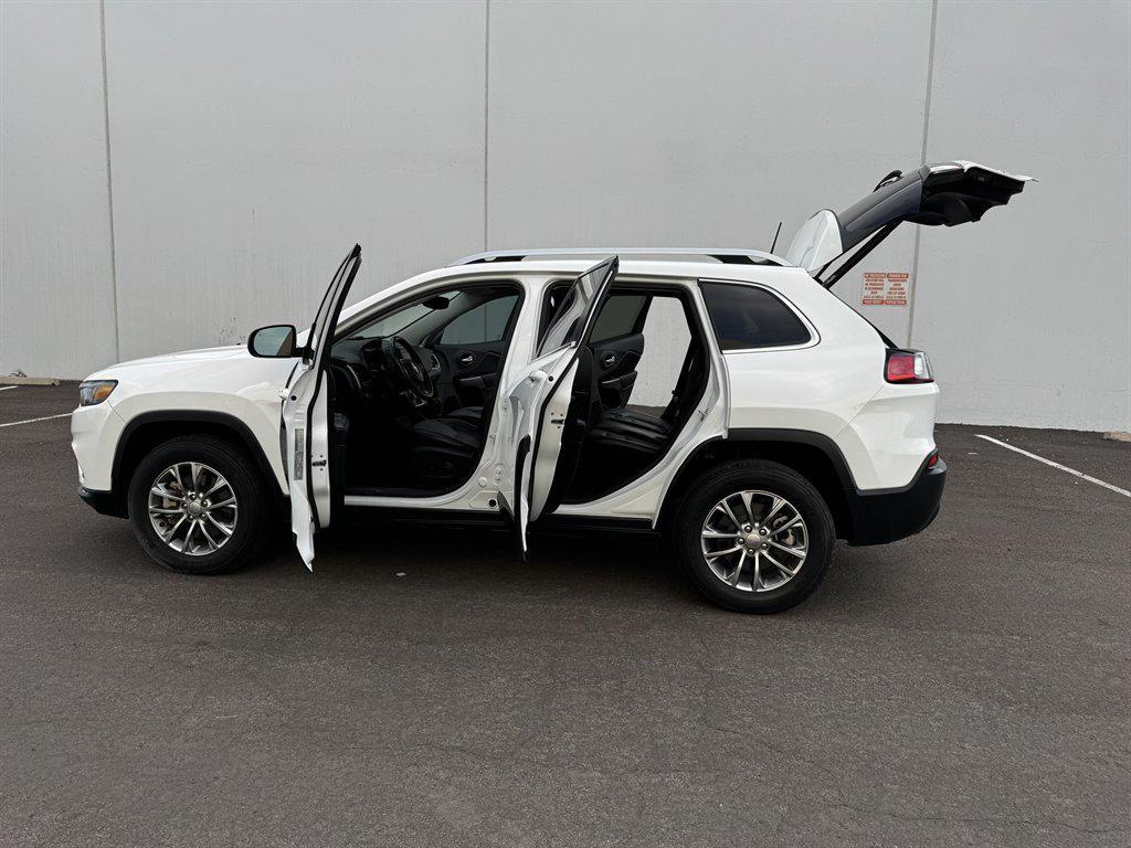 used 2020 Jeep Cherokee car, priced at $14,990