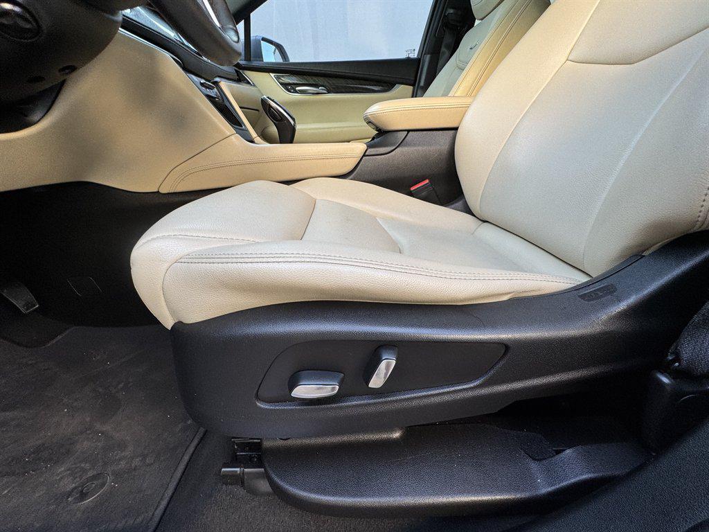 used 2018 Cadillac XT5 car, priced at $13,990