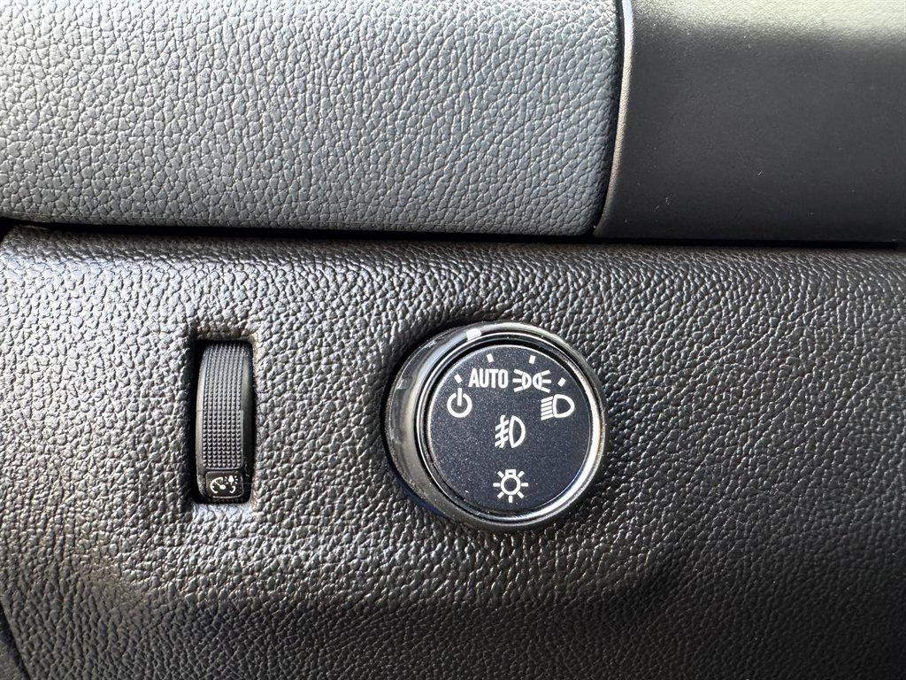 used 2022 Chevrolet Colorado car, priced at $19,990