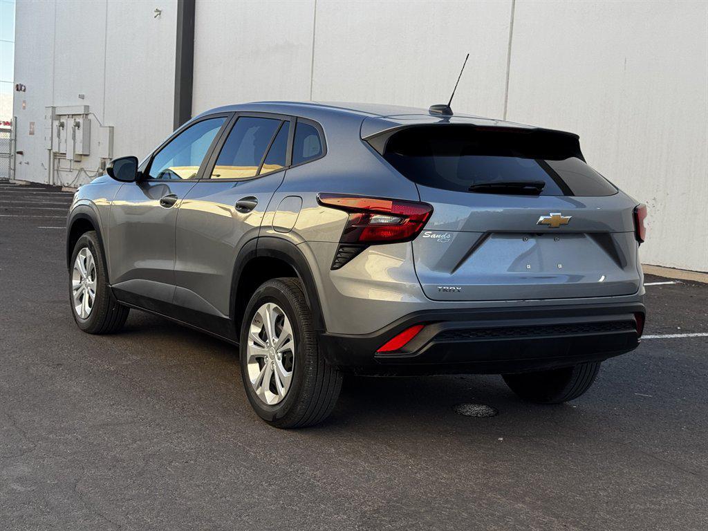 used 2024 Chevrolet Trax car, priced at $14,990