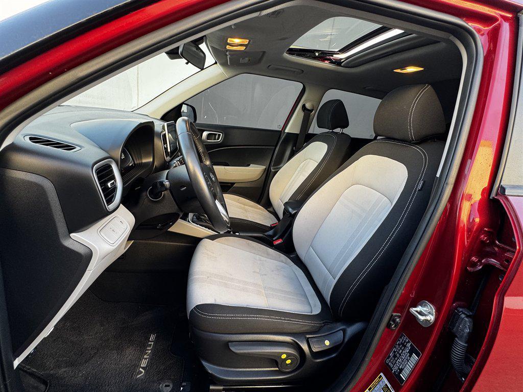 used 2024 Hyundai Venue car, priced at $14,490