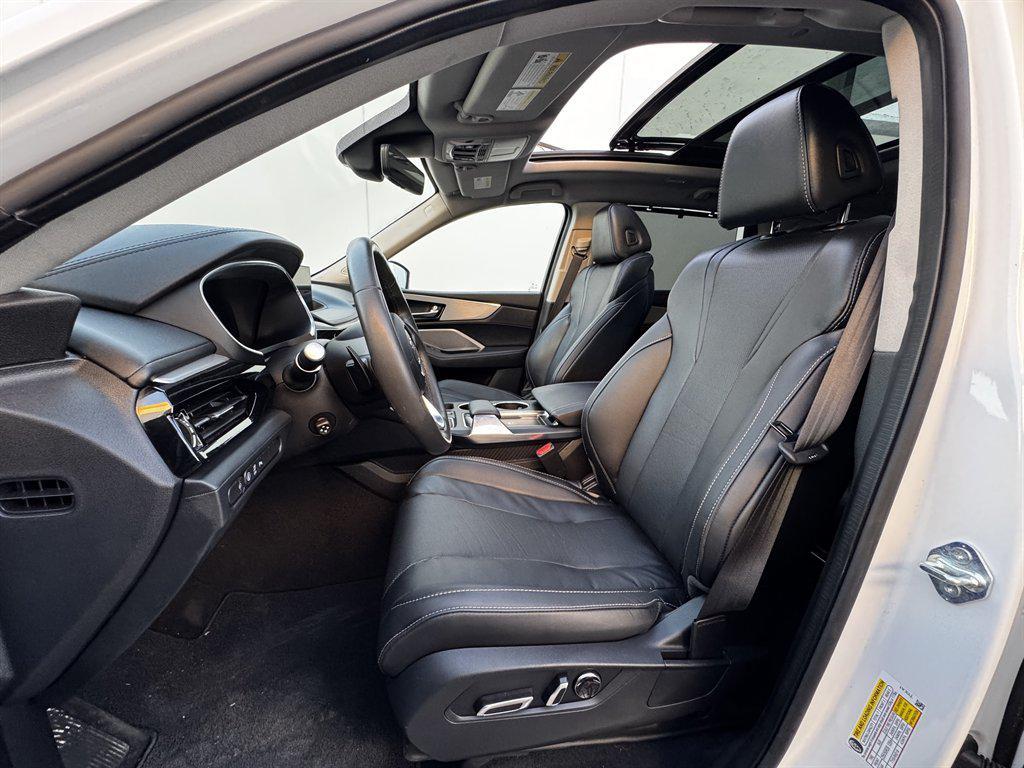 used 2024 Acura MDX car, priced at $35,990
