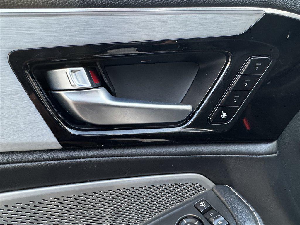 used 2024 Acura MDX car, priced at $35,990