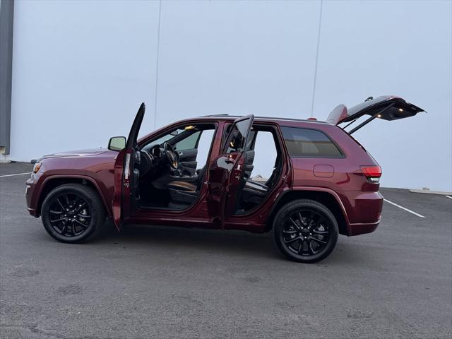 used 2020 Jeep Grand Cherokee car, priced at $17,990