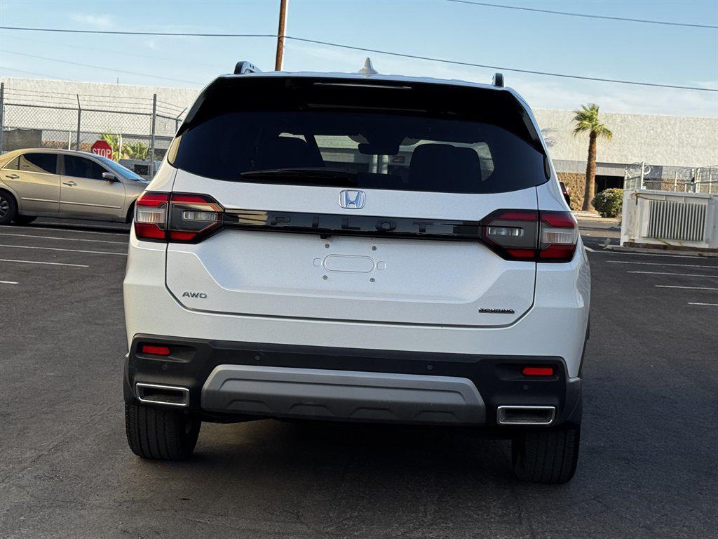 used 2023 Honda Pilot car, priced at $28,990