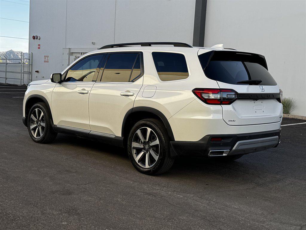 used 2023 Honda Pilot car, priced at $28,990