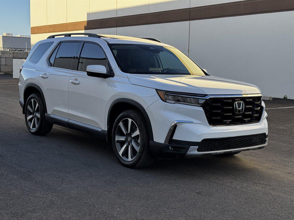 used 2023 Honda Pilot car, priced at $28,990