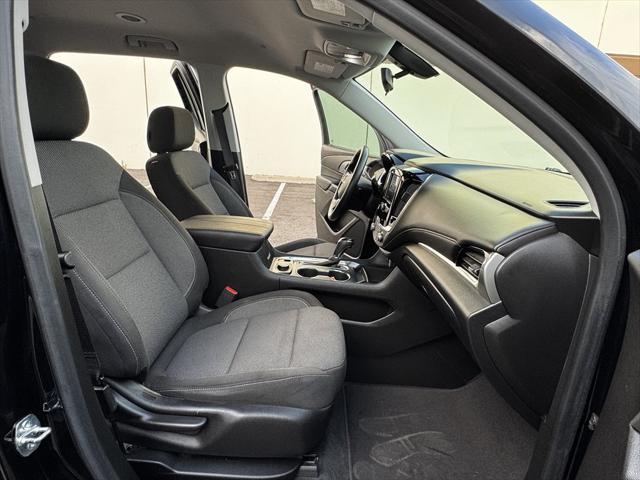 used 2020 Chevrolet Traverse car, priced at $14,990