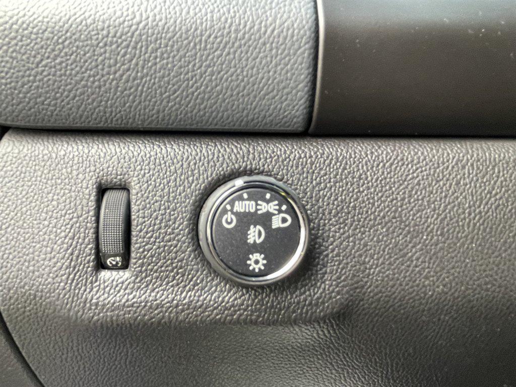 used 2017 Chevrolet Colorado car, priced at $14,990