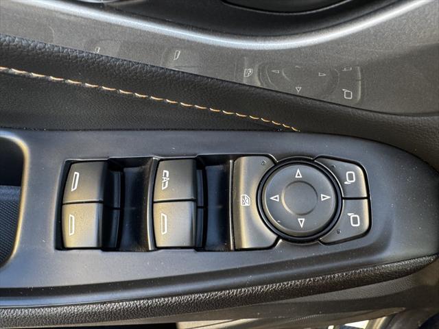 used 2021 Chevrolet Traverse car, priced at $16,990