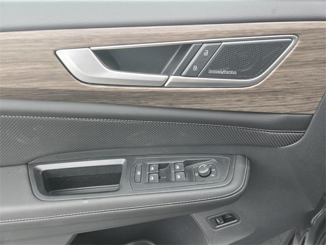 new 2025 Volkswagen Atlas car, priced at $56,781