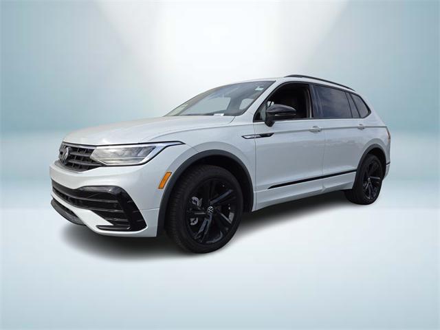 new 2024 Volkswagen Tiguan car, priced at $33,032