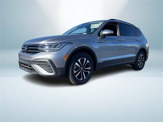 new 2024 Volkswagen Tiguan car, priced at $27,275