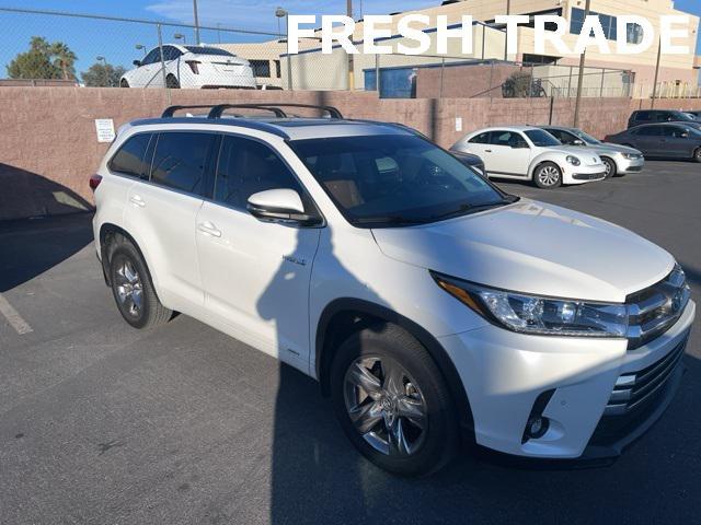 used 2019 Toyota Highlander Hybrid car, priced at $32,900