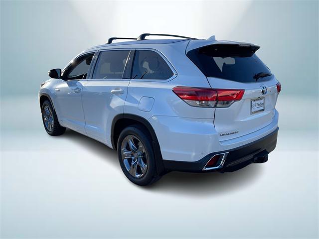 used 2019 Toyota Highlander Hybrid car, priced at $31,900