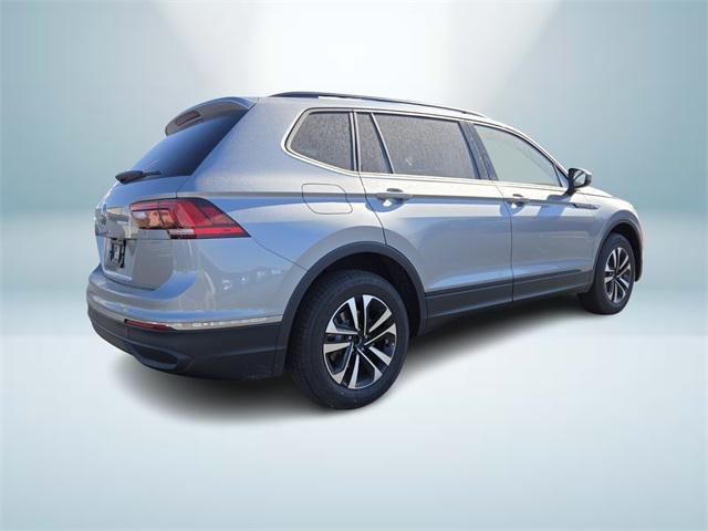 new 2024 Volkswagen Tiguan car, priced at $27,275