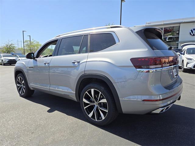 new 2024 Volkswagen Atlas car, priced at $54,318