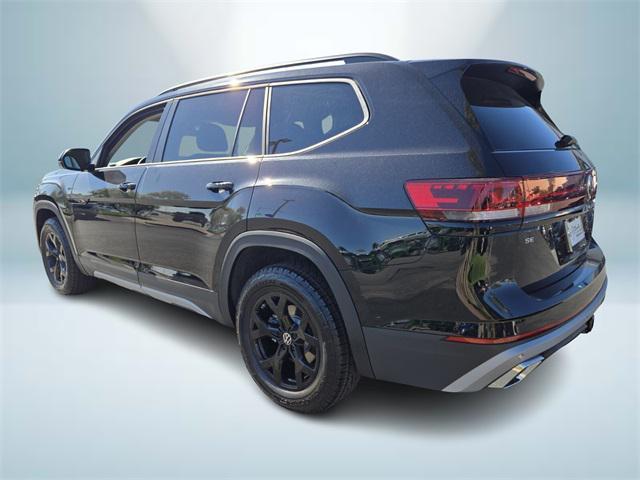 new 2025 Volkswagen Atlas car, priced at $49,071