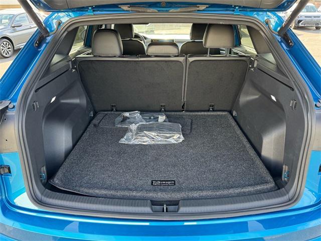 used 2024 Volkswagen Atlas Cross Sport car, priced at $37,400