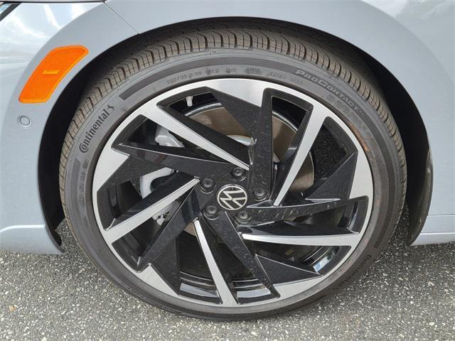 new 2023 Volkswagen Arteon car, priced at $45,195