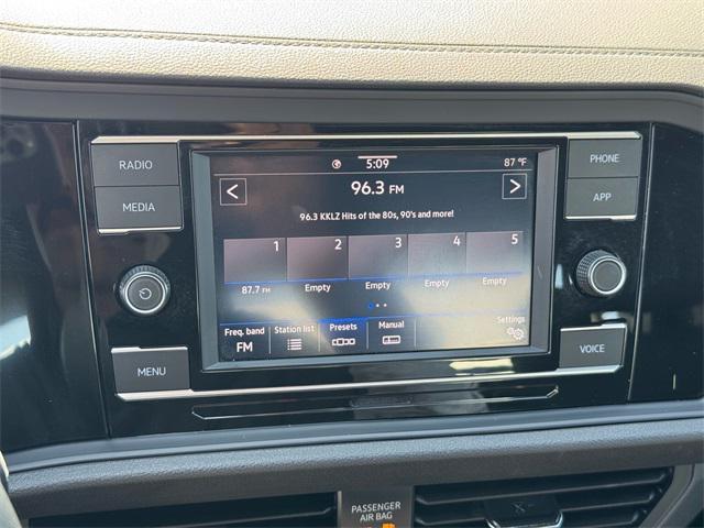 used 2024 Volkswagen Jetta car, priced at $23,600
