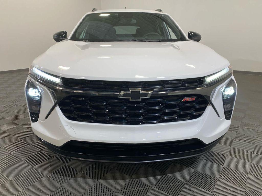 used 2024 Chevrolet Trax car, priced at $22,600
