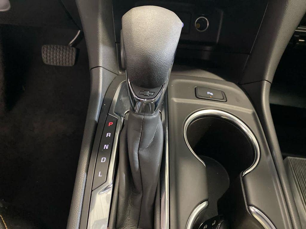 used 2024 Chevrolet Equinox car, priced at $26,000