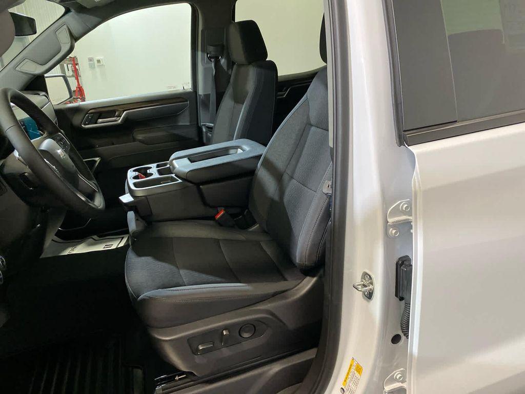 new 2025 Chevrolet Silverado 1500 car, priced at $54,590