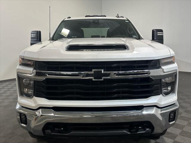 used 2024 Chevrolet Silverado 3500 car, priced at $62,000