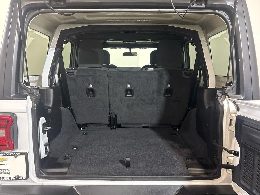 used 2019 Jeep Wrangler Unlimited car, priced at $27,000