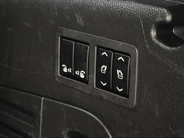 used 2017 Chevrolet Suburban car, priced at $31,000