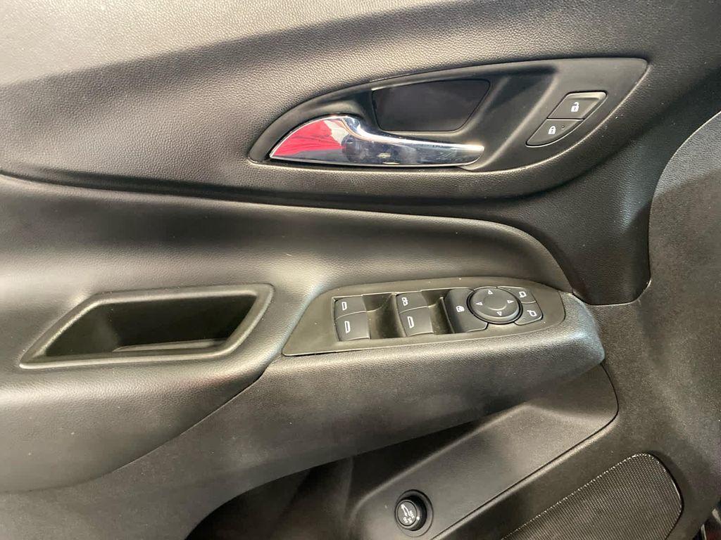 used 2021 Chevrolet Equinox car, priced at $21,200