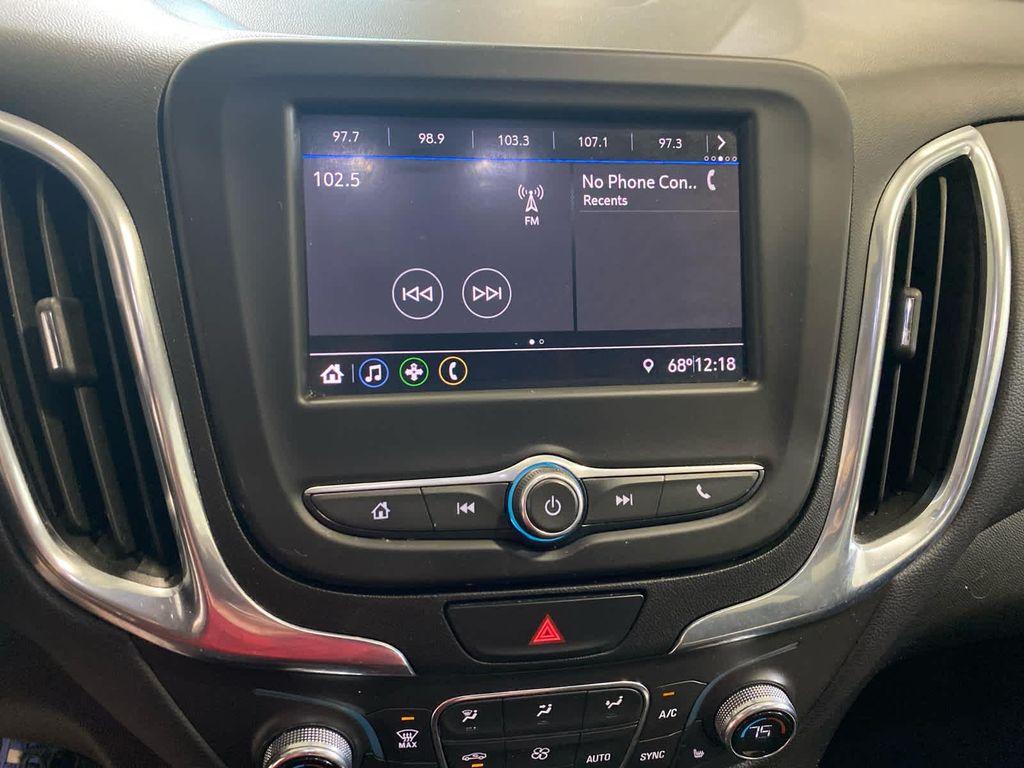 used 2021 Chevrolet Equinox car, priced at $21,200