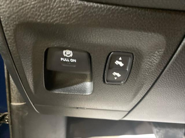 used 2022 Ram 1500 car, priced at $33,500