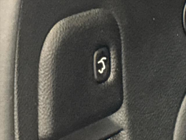 used 2021 Jeep Grand Cherokee car, priced at $27,950