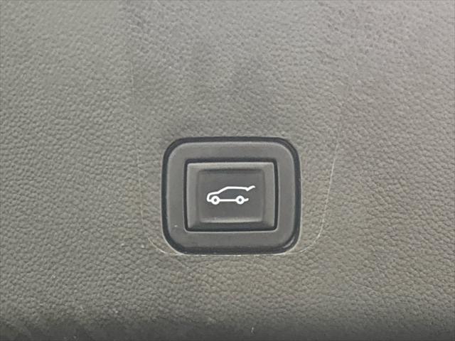 used 2022 Chevrolet Traverse car, priced at $36,500