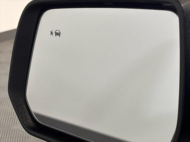 used 2022 Chevrolet Traverse car, priced at $36,500