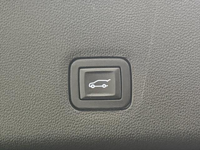 used 2019 Chevrolet Traverse car, priced at $19,300