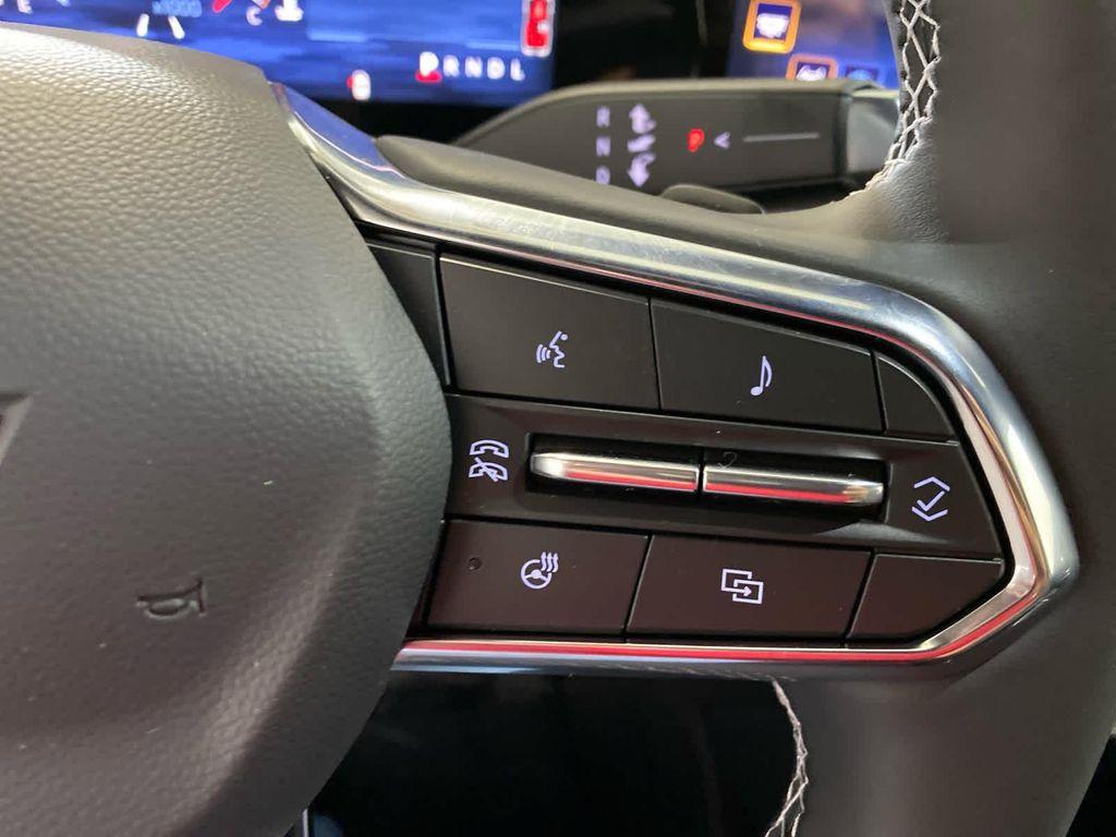 new 2026 Chevrolet Traverse car, priced at $43,910