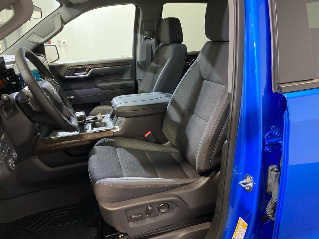 new 2025 Chevrolet Silverado 1500 car, priced at $56,445