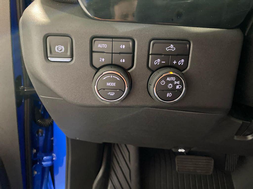 new 2025 Chevrolet Silverado 1500 car, priced at $56,445