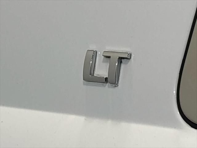 used 2019 Chevrolet Suburban car, priced at $25,300