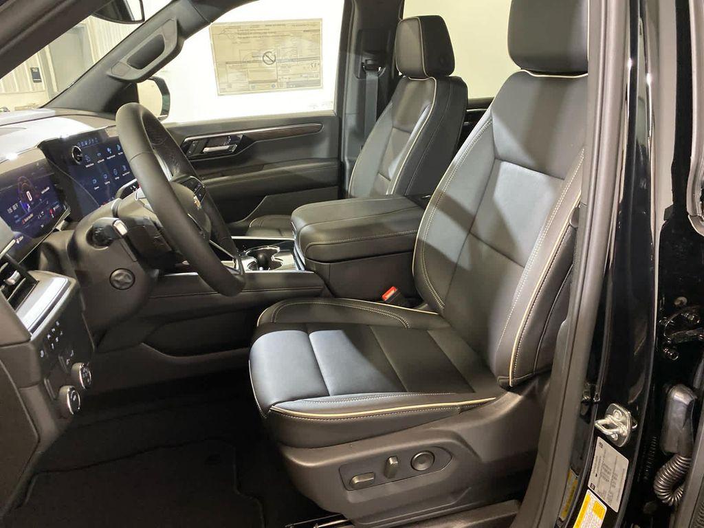 new 2026 Chevrolet Tahoe car, priced at $77,895