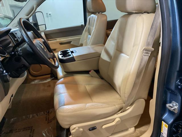 used 2014 Chevrolet Silverado 3500 car, priced at $25,000